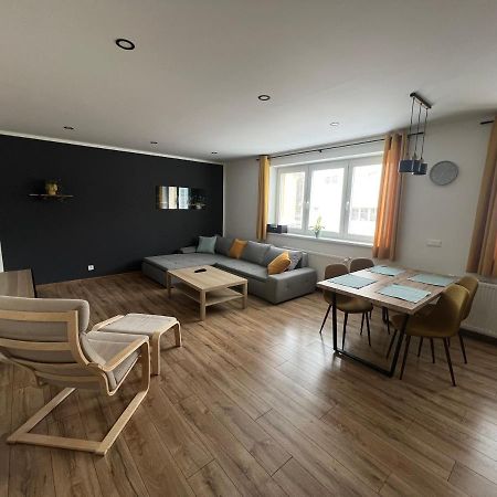Elegantny Byt V Srdci Mesta Trencin Exterior foto